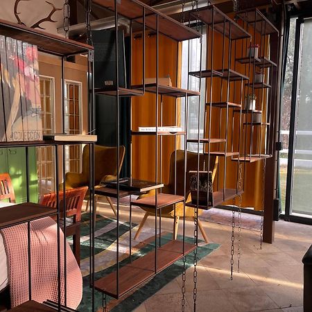Hearts & Ponies Apartamentos Con Piscinas Privadas Cerca De La Warner 친촌 외부 사진