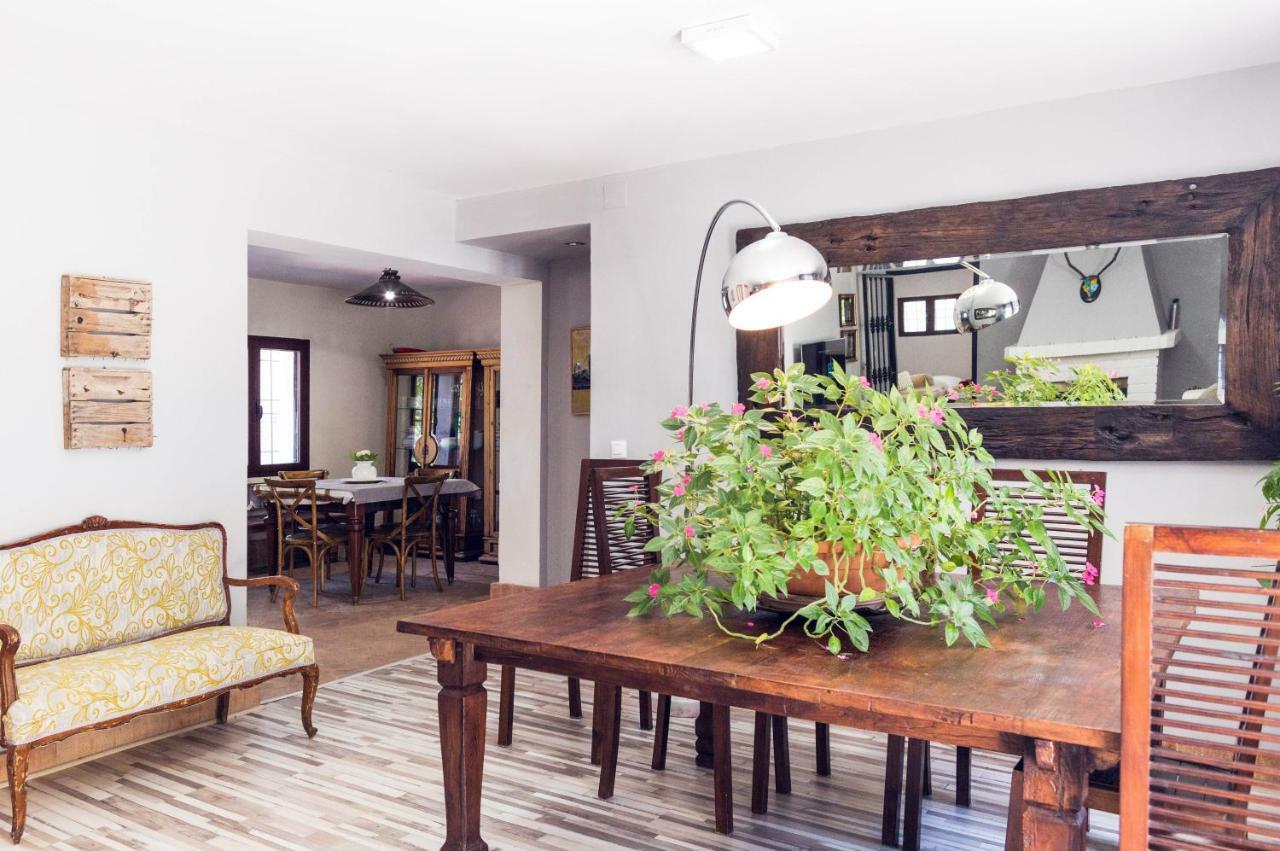Hearts & Ponies Apartamentos Con Piscinas Privadas Cerca De La Warner 친촌 외부 사진